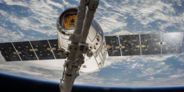 Robots will be repairing satellites to reduce space pollution