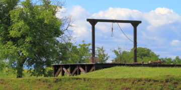 A weird story about the man they could not hang